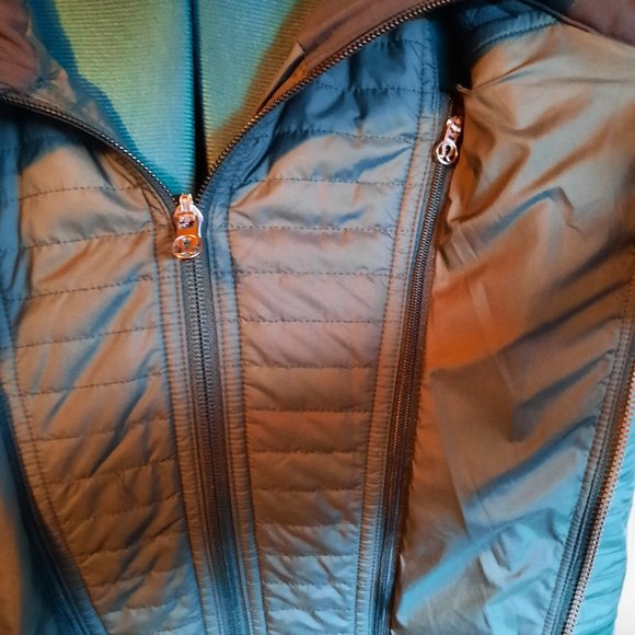 Lululemon Fleecy Keen Jacket - Picture 6 of 10
